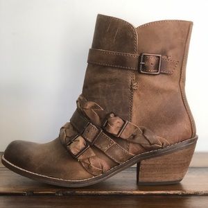 Latigo Brown Boots